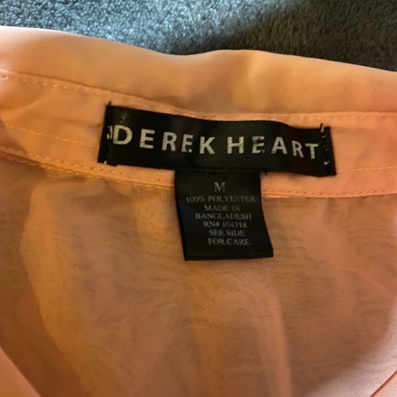 Derek Heart Crop Tank with Tie in Front - Picture 2 of 2